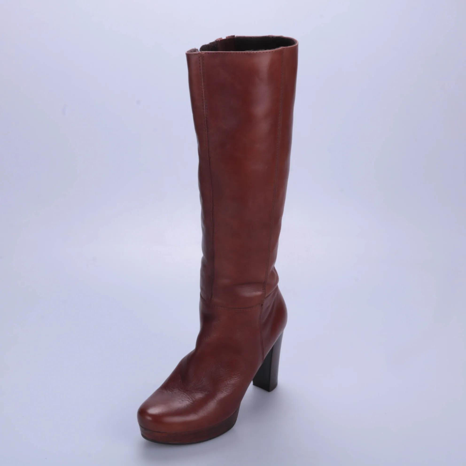 250103031-1